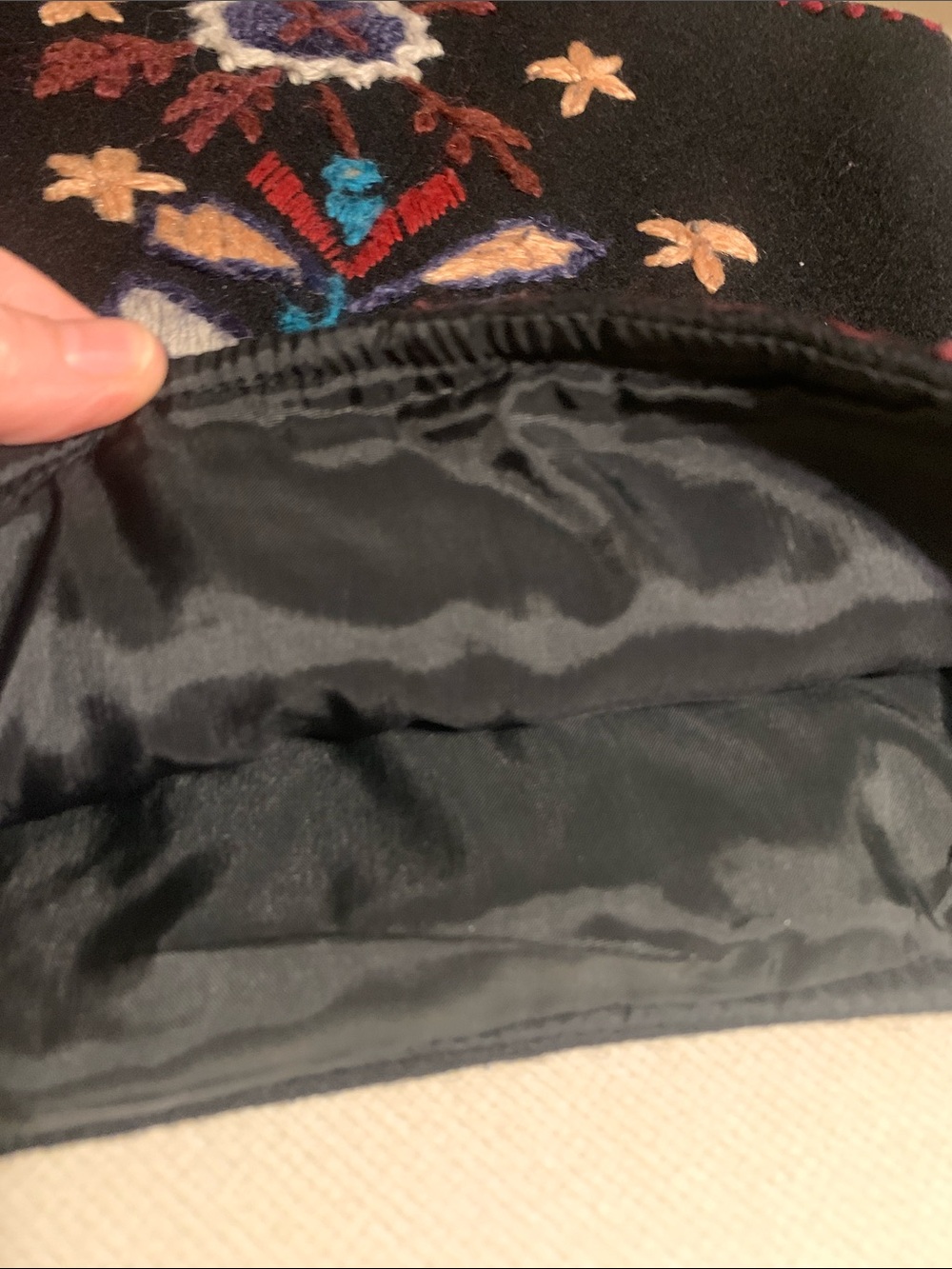 SGDN Vintage Embroidered Vest - Picture 6 of 8